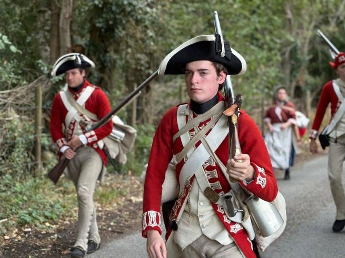 A soldier of the 33rd on the march with musket and full kit